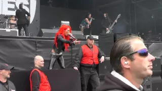 Butcher Babies - Jesus Needs More Babies For His War Machine (Live @ Graspop 2015)