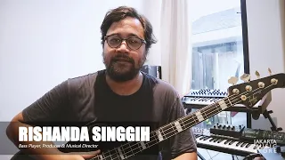 Tutorial : Slapping The Bass with a pick by Rishanda Singgih. Lagu: Panah Asmara by Afgan