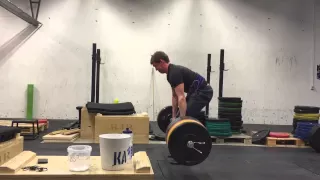 Deadlift, 250kg.