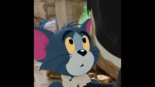 Tom been bullied by other cats, but then tom is smart #shorts (Tom and Jerry 2021)