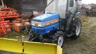 Japoński traktor ISEKI GEAS 25s