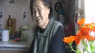 Видеоинтервью с Бальжид Маласагаевной Гомбоевой.​ Она единственная жительница Монгоя, кому за 80 лет