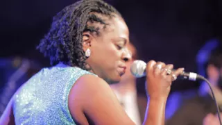 Sharon Jones and the Dap-Kings - I'll Still Be True (Live at SXSW)