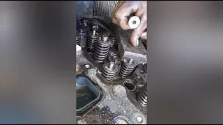 extracción de inyector motor Mercedes benz om904