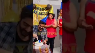 কার সাথে BIRTHDAY PARTY-তে মজে ক্রুশল আহুজা?!?! | Krushal Ahuja | Birthday Party | Actor | VT