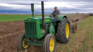 John Deere D Plowing