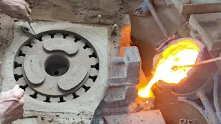 Interesting Metal casting process with fine sand