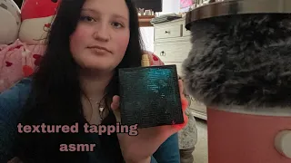 Textured tapping asmr