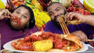 CRAWFISH, CRAB LEGS & SHRIMP- COME EAT & CHAT WITH US!