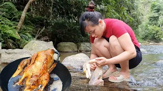 Amazing Crispy Duck - Outdoor cooking - Girl cooking #23