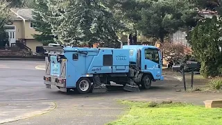 Tymco 435 Street Sweeper goes in circles in cul-de-sac.