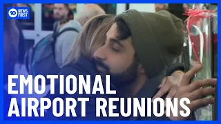 Emotions High as Singapore Airlines Passengers Safely Return to Australian Airports | 10 News First