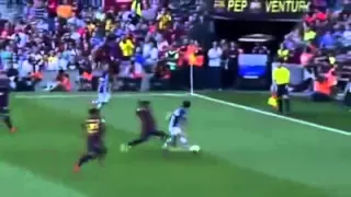 Neymar sauve la balle de sortir d'une manière impressionné tout le monde