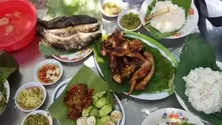 Best lunch at angkor wat siemreap cambodia