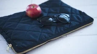 DIY quilted laptop sleeve - DIY quilt clutch