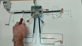 Проходной выключатель. Расключение в коробке.