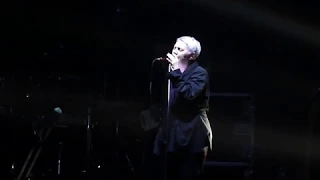 Massive Attack feat. Liz Fraser "Teardrop" live @ Zénith Paris 11/02/2019