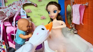 BUY MAMA GOOSE🦆 FROM TIKTOK! Katya and Max funny family funny dolls Darinelka TV series