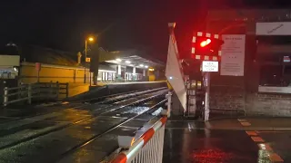 *Malfunction?* Barmouth South Level Crossing