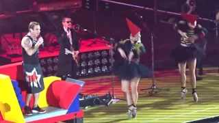 Robbie Williams @ Bercy 2017 - Party Like a Russian