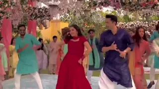 Ayeza Khan dance with Danish Taimoor at BTS of Chand Tara
