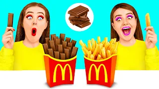 Desafío De Comida Real vs. De Comida Chocolate | Desafío Loco por TeenChallenge