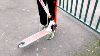 Trottinette freestyle | Comment faire un Tailwhip