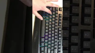 DO NOT BUY THIS KEYBOARD!!!