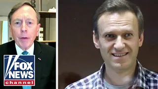 Timing of Alexei Navalny's death is 'very, very suspicious,' says Gen. David Petraeus