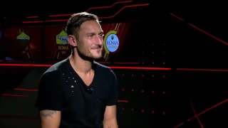 Totti si commuove dopo il messaggio di de rossi