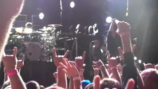 Breaking Benjamin-Blow Me Away (Live in Little Rock, AR 2015)