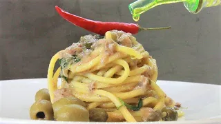 PASTA al TONNO in BIANCO Spaghetti al Tonno in bianco capperi olive pasta al tonno