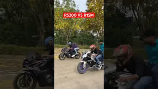 Pulsar Rs200 VS Yamaha R15M Drag Race with ￼pillion #rs200 #r15m #dragrace #shorts