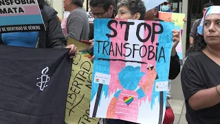 Peru: protestos contra lei que classifica transexualidade como doença | AFP