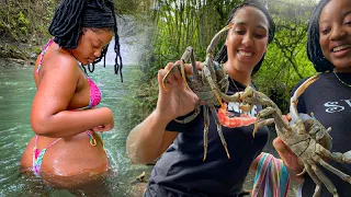 Curry Crab Catch and Cook at Hidden Waterfall Must Watch