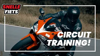 Motor Circuit Training op Lelystad *On Board* | Snellefiets