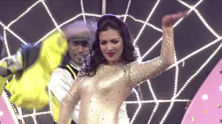 CATHERINE TERESA'S ENTHRALLING PERFORMANCE @ MIRCHI MUSIC AWARD SOUTH 2015