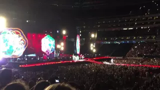 Coldplay - A Head Full of Dreams // Intro // New York - 7/16