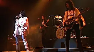 Queen - Now I'm Here (Live At The Rainbow 1974 50FPS)