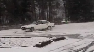 Audi 80 quattro donut