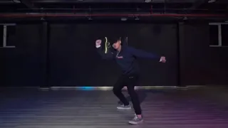 Kris Wu July Dance Solo 吴亦凡舞蹈solo
