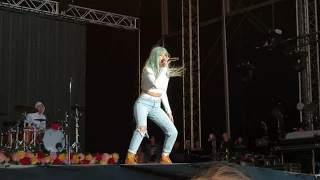 Halsey - Hold Me Down (Live@Bråvalla) 4K