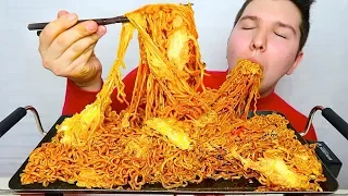 THE BEST CHEESY SPICY FIRE NOODLES I'VE EVER MADE • Mukbang & Recipe