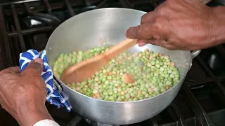 Guandules con Coco - Cocinando con Yolanda