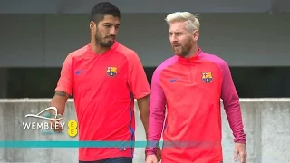 Suarez, Messi & FC Barcelona train at St George's Park (England) | Inside Training