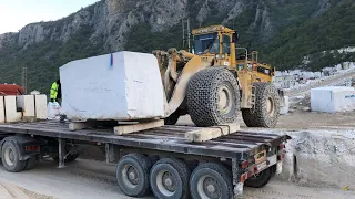 Caterpillar 988B Wheel Loader Loading Marble Blocks On Trucks - Birros Marbles