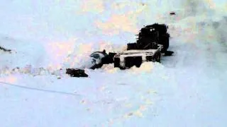 Многотонный рекуператор упал с трала тягача МАЗ-537