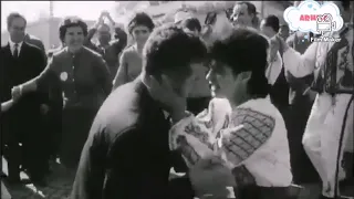 Revelionul lui Ceaușescu! Dansa Perinița, Româncuțe îl Sărutau cu Foc pe Hora lui Fărîmiță Lambru!