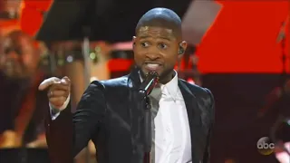 Usher - James brown medley assisté par l'ex président Barack Obama