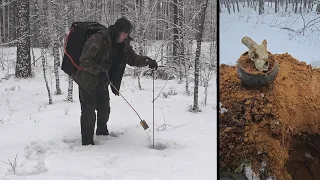 Ааааа... не зря ДРАЛ ЗЕМЛЮ 3 часа. Лесные разбойники спрятали здесь свой клад.